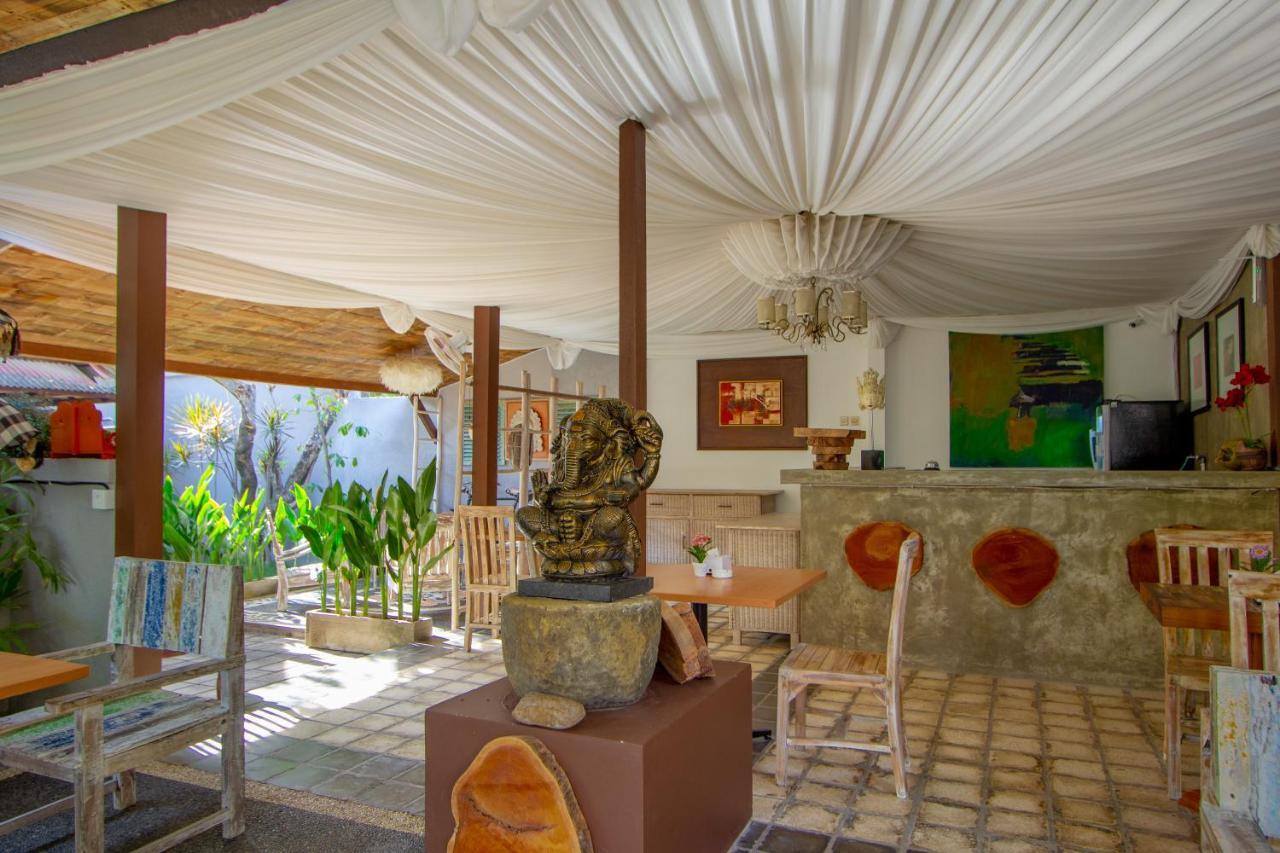 Bali Komang Guest House Sanur Exterior photo